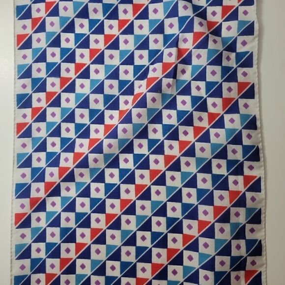 Retro Rectangular Oblong Neck Scarf - Picture 3 of 9